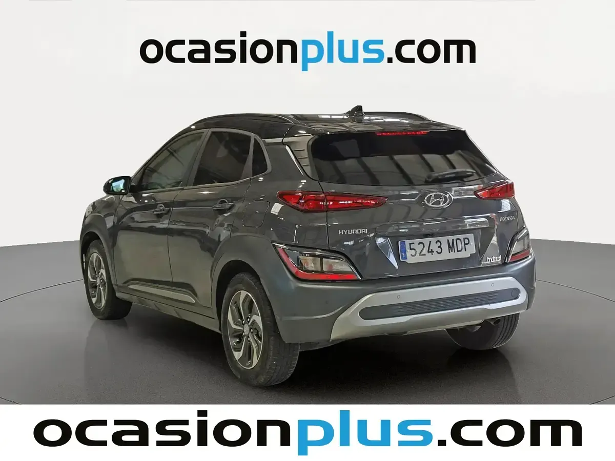 Usado Hyundai Kona 141 CV (103 kW) 2023 Gris SUV