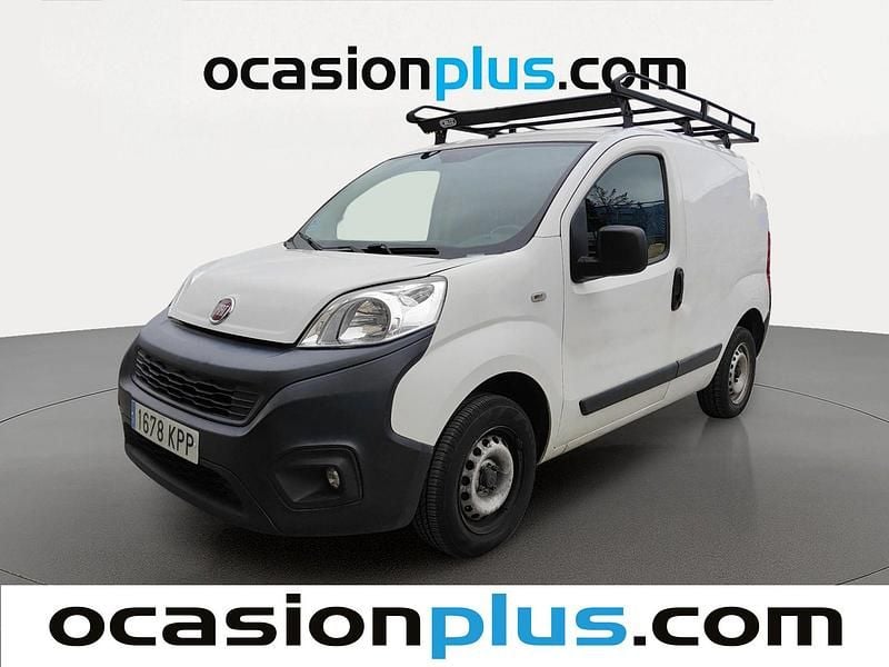 Blanco Usado 2018 Fiat Fiorino Monovolumen | 6355 € (Buen precio) - Imagen 1/4