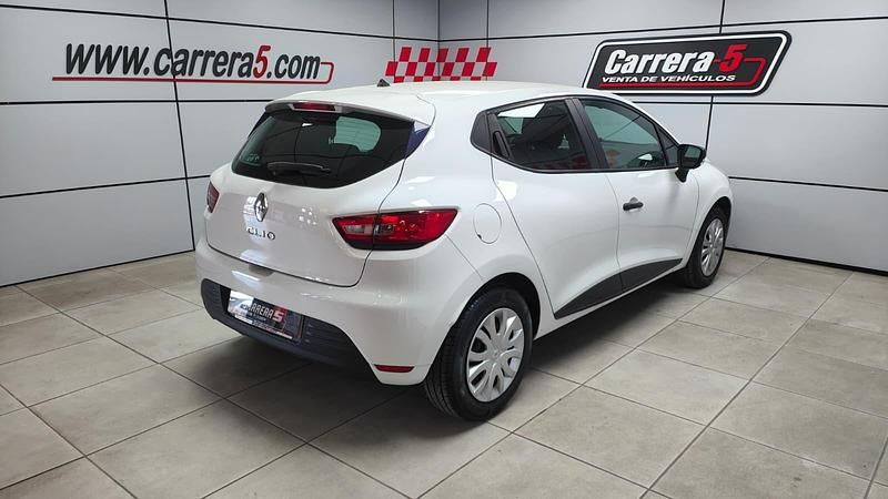 Usado Renault Clio IV Life 75 CV (55 kW) 2017 Blanco Berlina