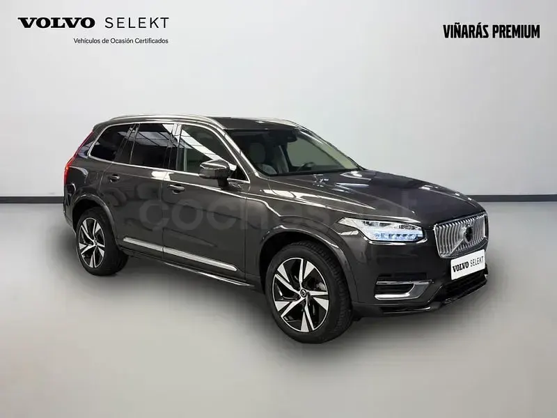 Usado Volvo XC90 Plus 250 CV (183 kW) 2024 Gris / plata SUV