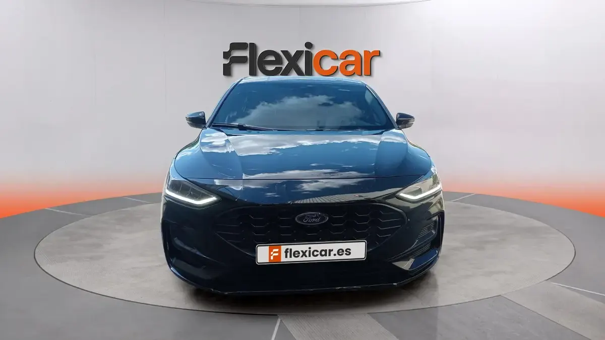 Usado Ford Focus ST-Line 155 CV (114 kW) 2023 Negro Berlina
