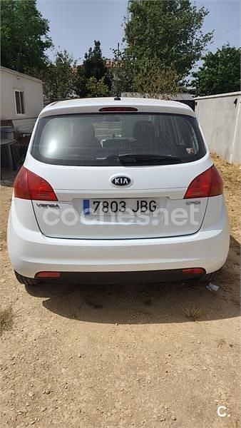 Blanco Usado 2014 Kia Venga Utilitario | 8500 € - Imagen 1/4