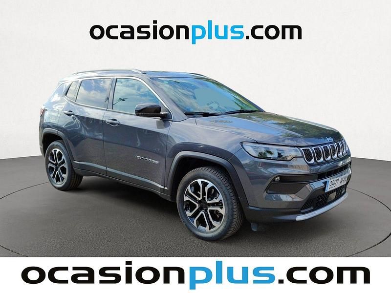 Usado Jeep Compass Limited 190 CV (139 kW) 2023 Gris SUV