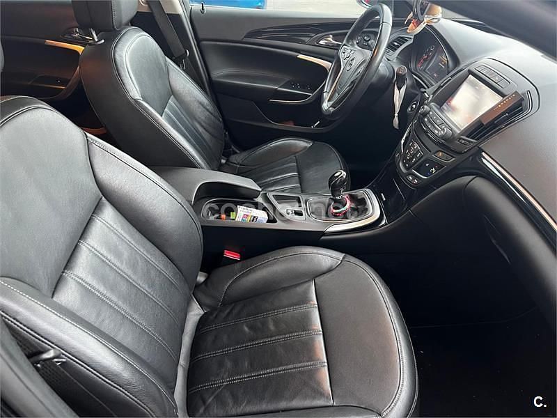 Usado Opel Insignia Business 140 CV (102 kW) 2015 Negro Berlina