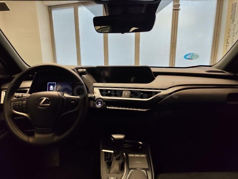 Usado Lexus UX Business Edition 184 CV (135 kW) 2022 Naranja SUV