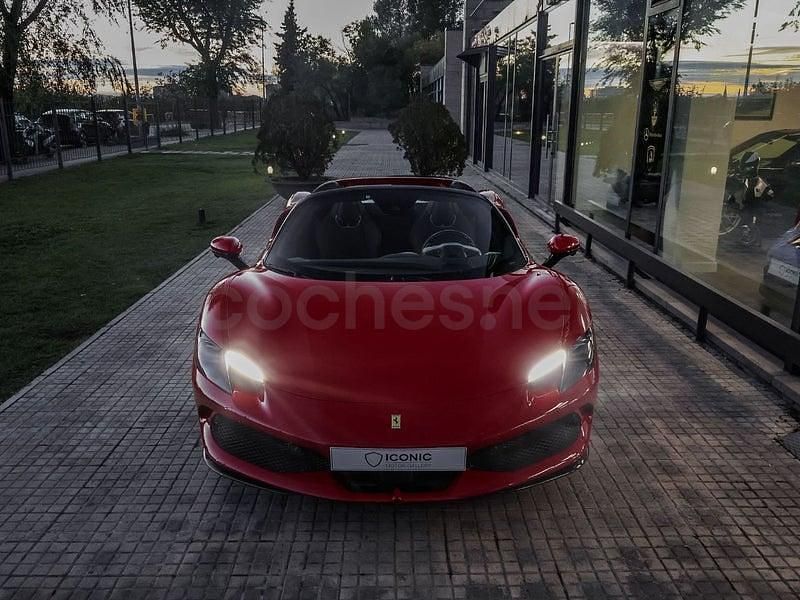 Usado Ferrari 296 842 CV (619 kW) 2024 Rojo Coupe