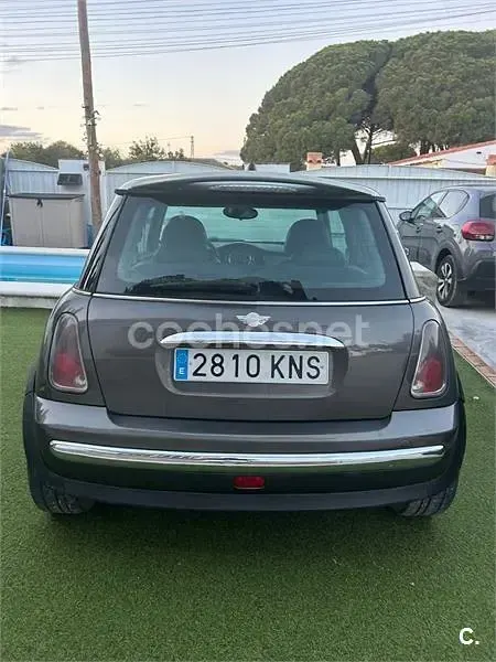 Usado Mini One D 75 CV (55 kW) 2006 Gris / plata Utilitario