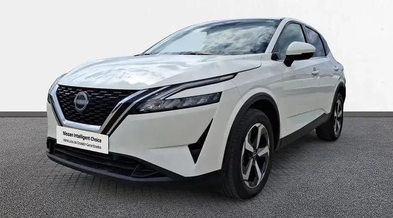 Usado Nissan Qashqai N-Connecta 140 CV (102 kW) 2024 Sapporo white (sólido) SUV