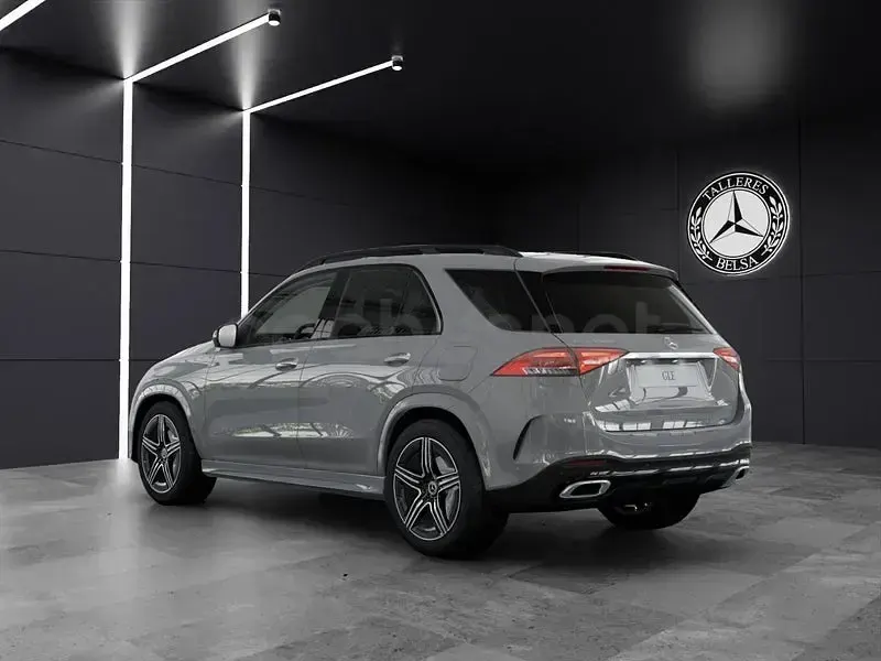 Nuevo Mercedes GLE400 381 CV (280 kW) 2026 Gris / plata SUV