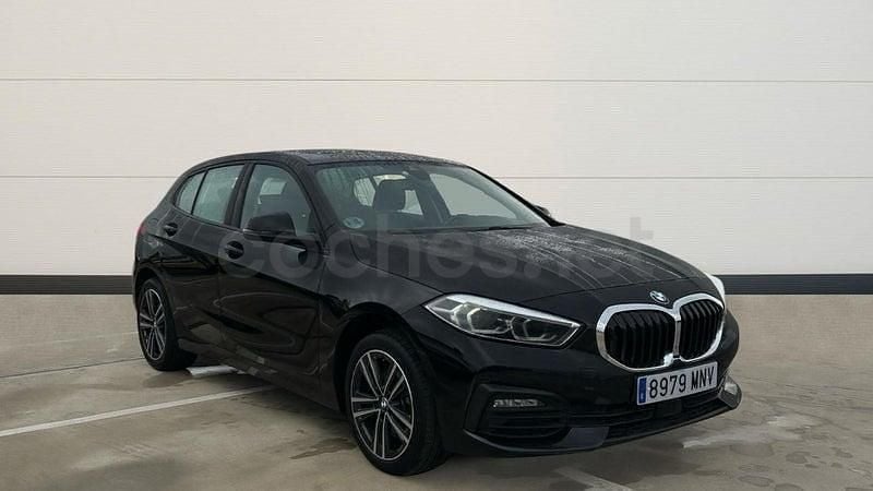 Usado BMW 118 Comfort Edition 136 CV (100 kW) 2024 Negro Utilitario