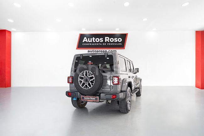 Usado Jeep Wrangler Sahara 381 CV (280 kW) 2023 Gris / plata SUV