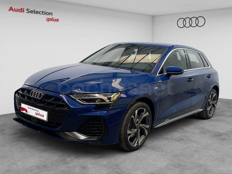 Usado Audi A3 S-Line 204 CV (150 kW) 2025 Azul Berlina