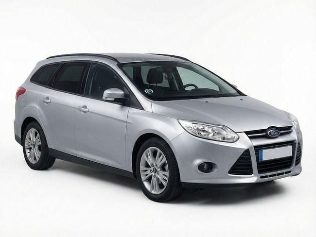 Usado Ford Focus Trend 95 CV (69 kW) 2012 Gris Familiar