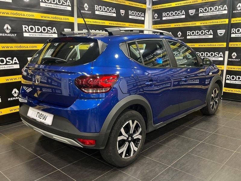 Usado Dacia Sandero Comfort 91 CV (66 kW) 2021 Azul Berlina