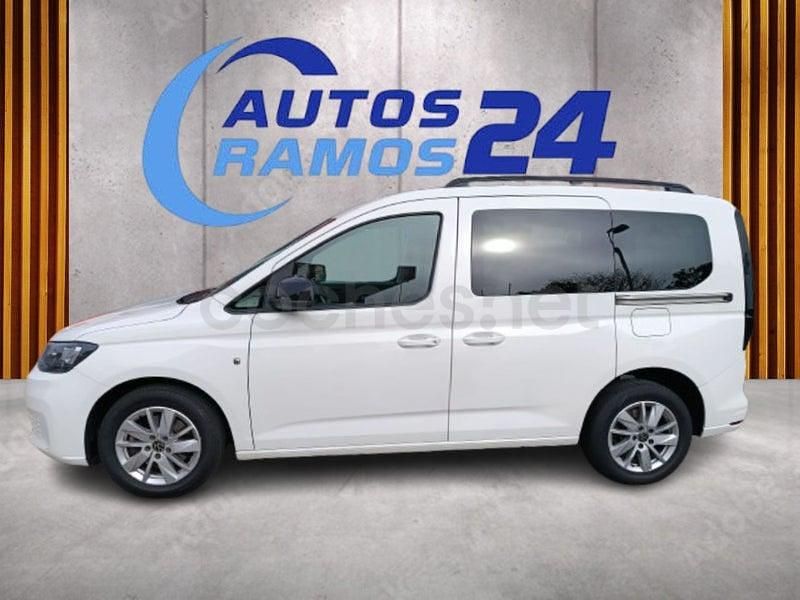 Usado VW Caddy 102 CV (75 kW) 2023 Blanco Monovolumen