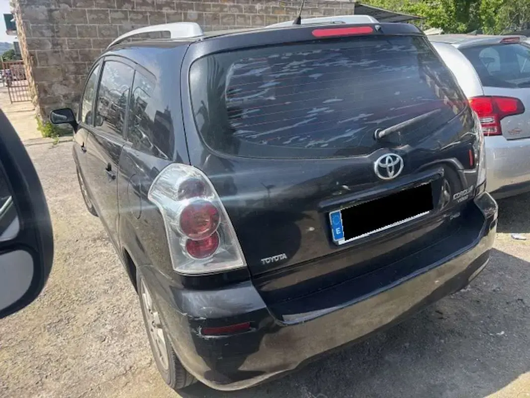 Usado Toyota Corolla Verso Sol 136 CV (100 kW) 2006 Negro Monovolumen
