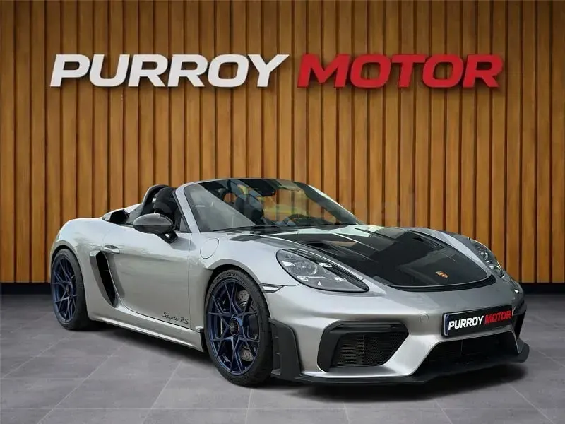 Usado Porsche 718 500 CV (367 kW) 2024 Gris / plata Descapotable