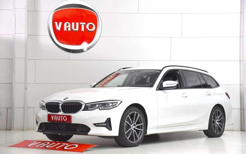 Blanco Usado 2020 BMW 320 Sport Line Familiar | 25.900 € (Caro) - Imagen 1/4