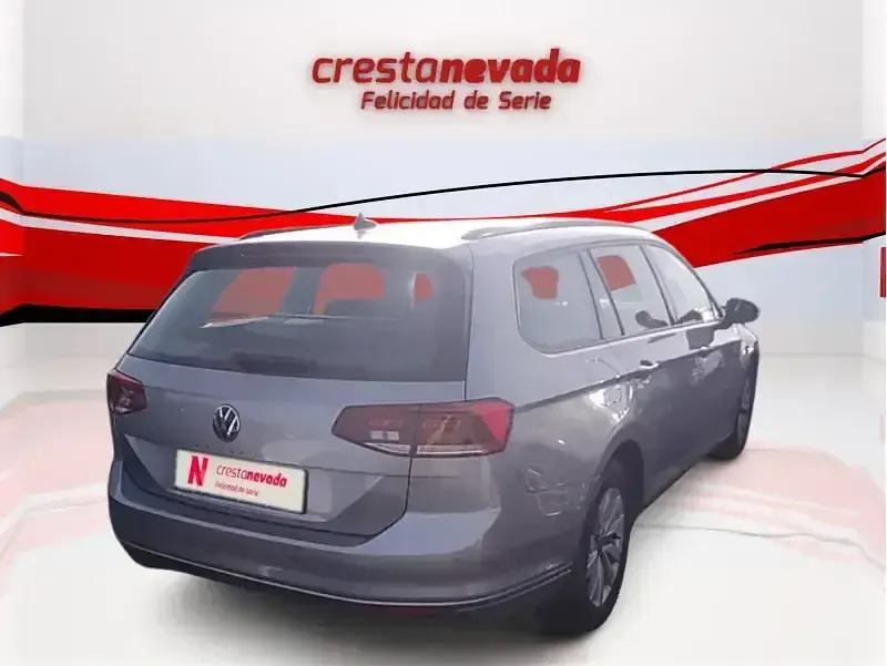 Usado VW Passat Business 120 CV (88 kW) 2020 Gris Familiar