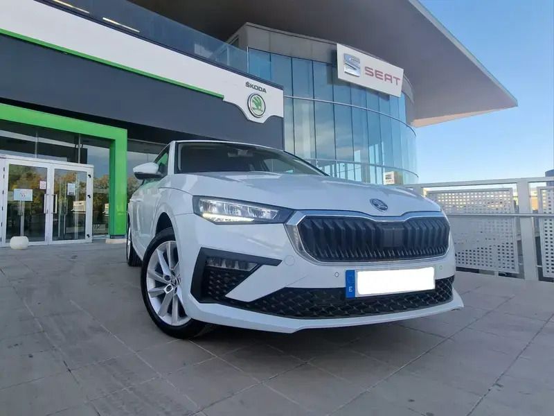 Usado Skoda Scala Selection 115 CV (84 kW) 2024 Utilitario