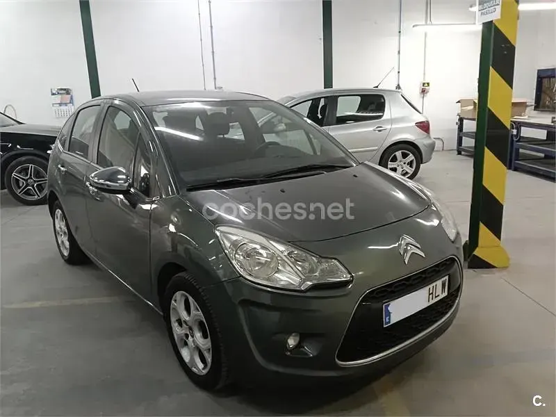 Usado Citroën C3 68 CV (50 kW) 2012 Gris / plata Berlina