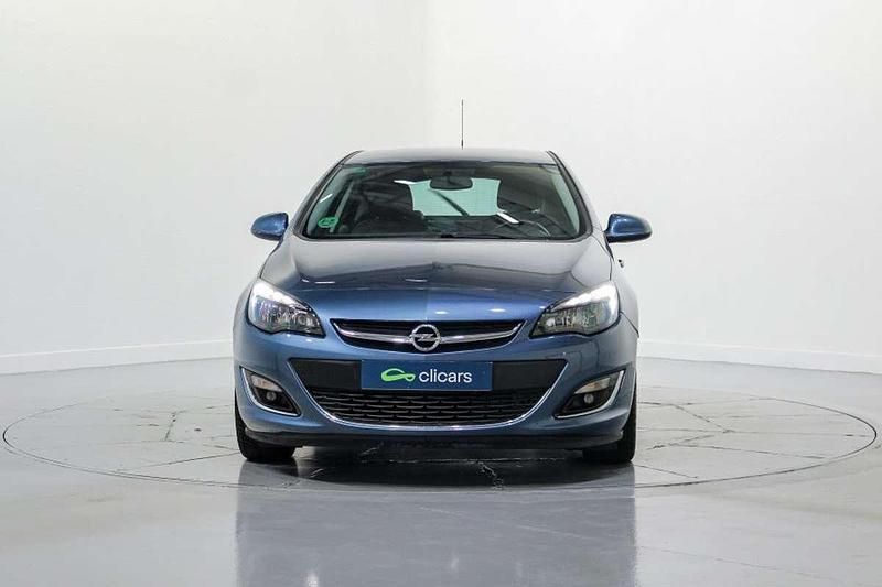 Azul Usado 2015 Opel Astra Excellence Utilitario | 8790 € (Precio justo) - Imagen 1/4