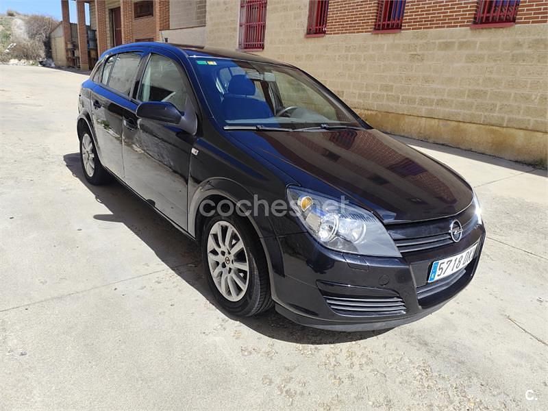 Usado Opel Astra Enjoy 100 CV (73 kW) 2005 Negro Berlina