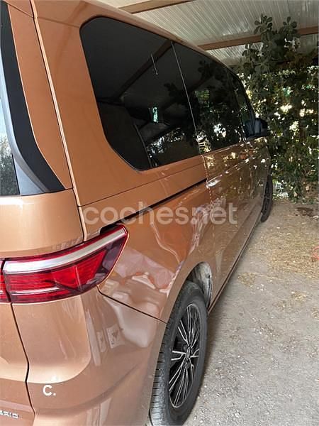 Usado VW Multivan 245 CV (180 kW) 2023 Marrón Van