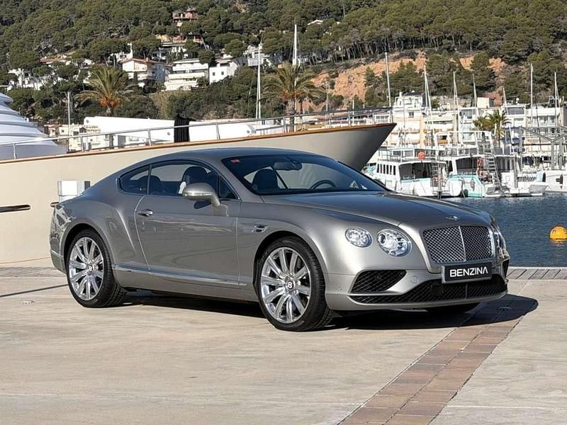 Usado Bentley Continental 507 CV (372 kW) 2016 Gris Coupe