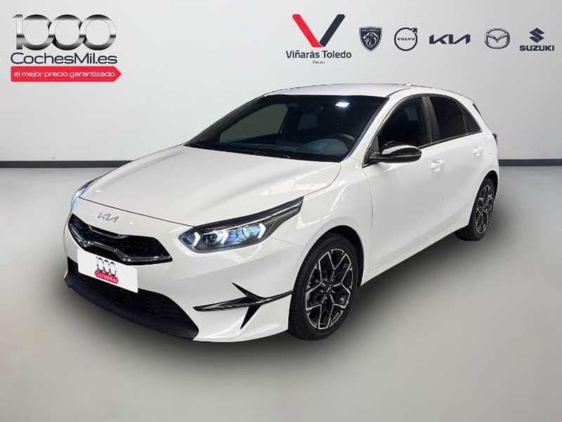 Usado Kia Ceed Style 101 CV (74 kW) 2025 Blanco Utilitario
