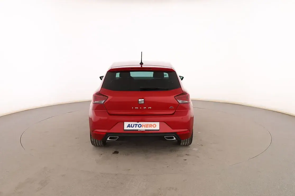 Usado Seat Ibiza FR 116 CV (85 kW) 2020 Rojo Utilitario
