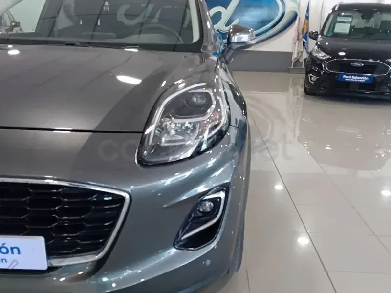 Usado Ford Puma Titanium 125 CV (91 kW) 2024 Gris / plata SUV