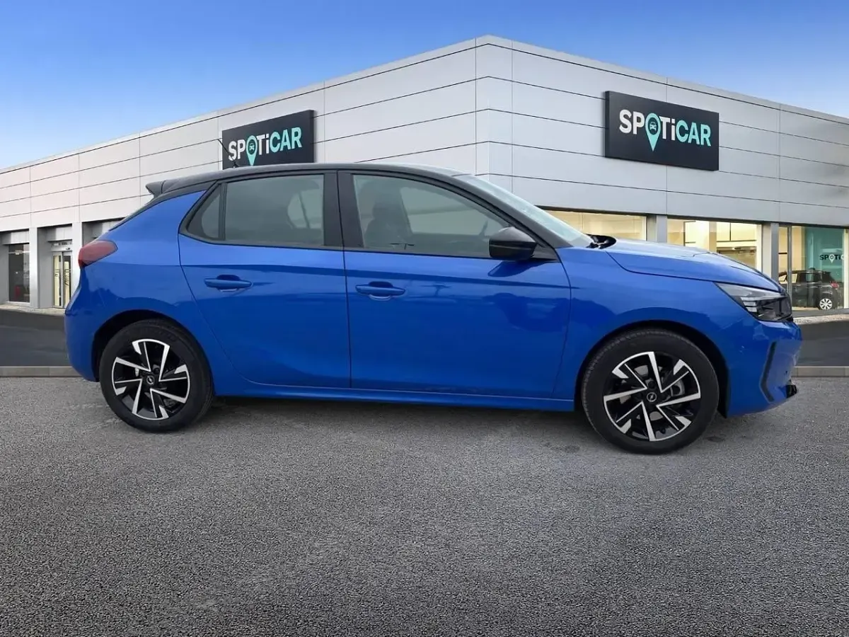 Usado Opel Corsa 101 HP (74 kW) 2023 Azul Citadino