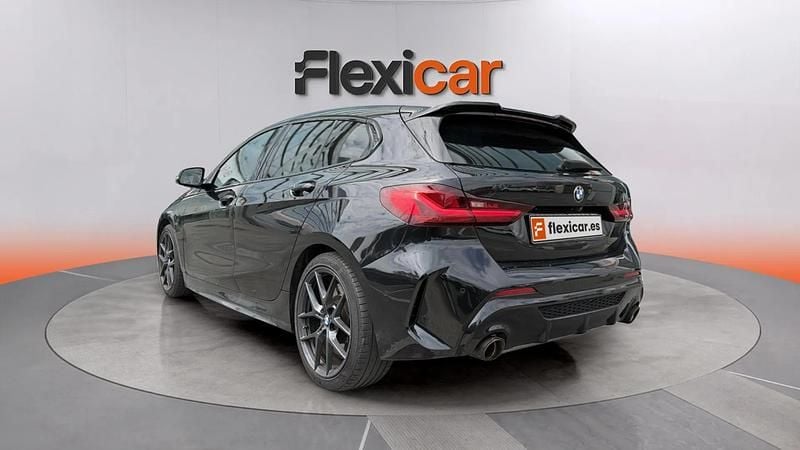 Usado BMW M135 306 CV (225 kW) 2020 Negro Utilitario