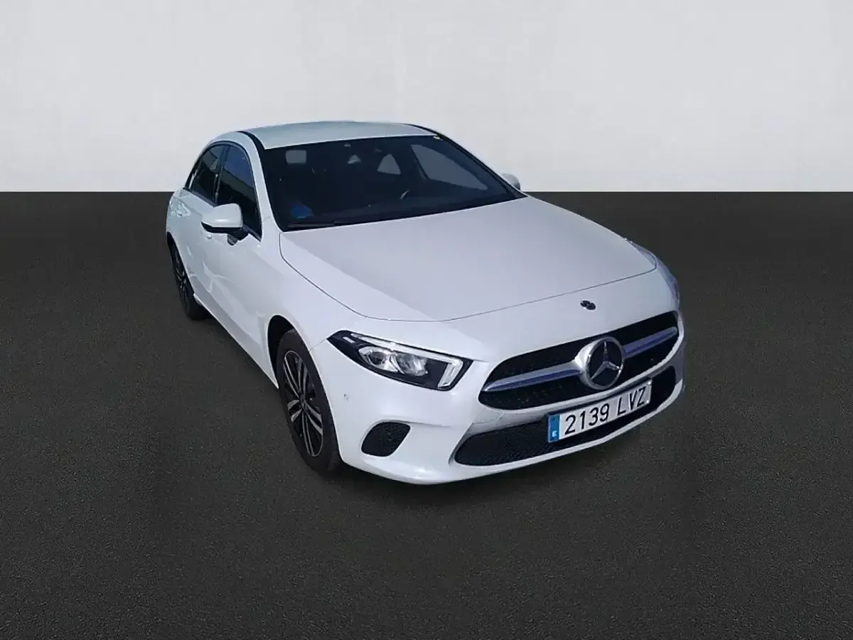 Usado Mercedes A160 218 CV (160 kW) 2022 Blanco Utilitario