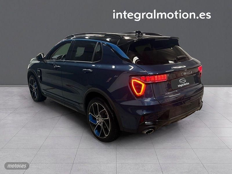 Usado Lynk & Co 01 261 CV (191 kW) 2022 Azul SUV