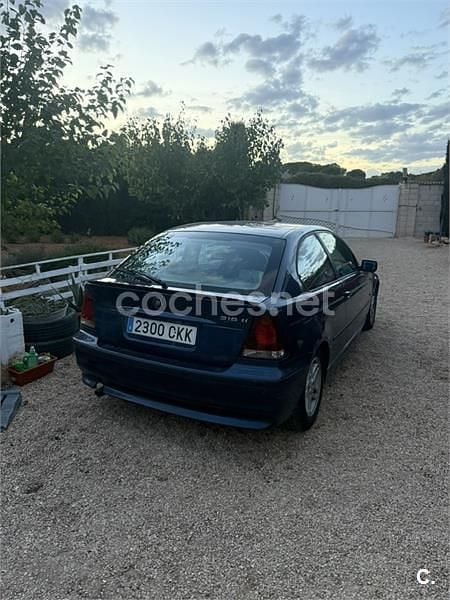 Usado BMW 318 143 CV (105 kW) 2003 Azul Coupe
