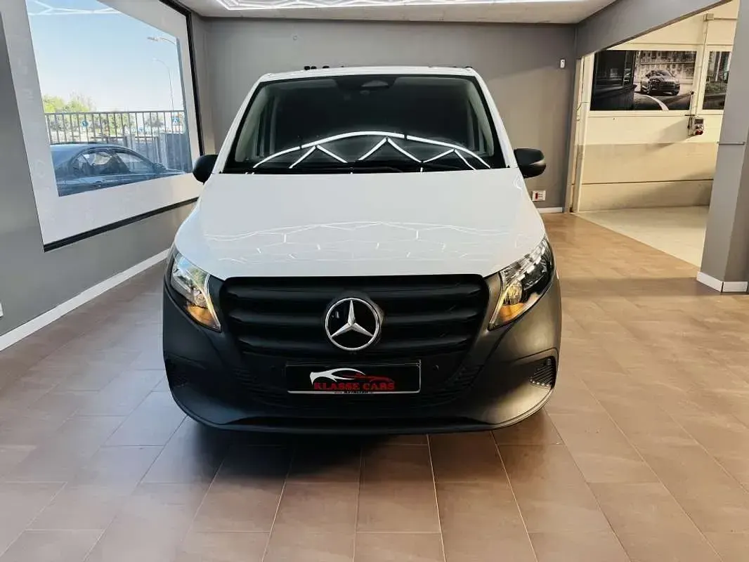 Usado Mercedes Vito 163 CV (119 kW) 2024 Blanco Van