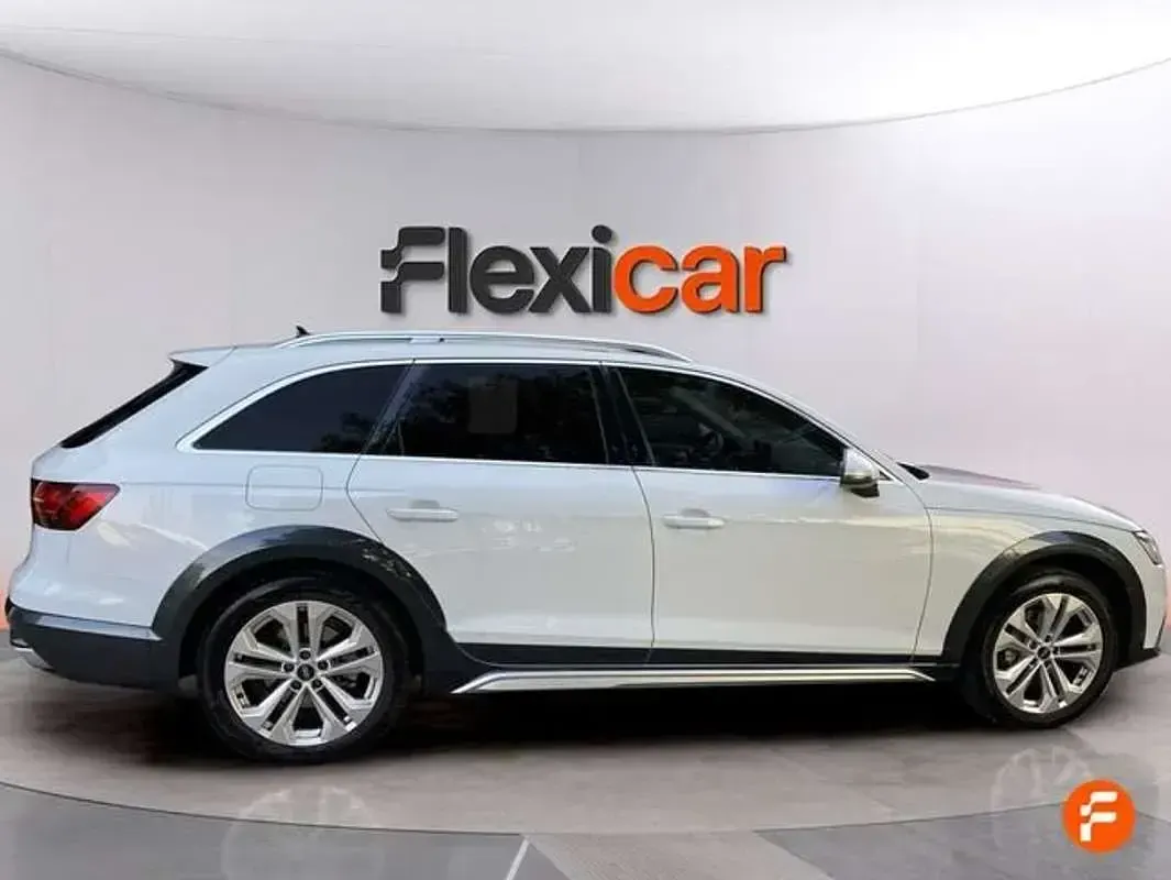 Usado Audi A4 204 CV (150 kW) 2022 Blanco Familiar