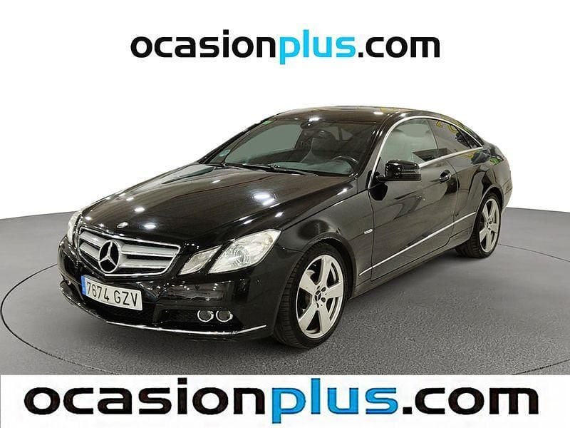 Negro Usado 2010 Mercedes E200 Elegance Coupe | 13.250 € (Buen precio) - Imagen 1/4
