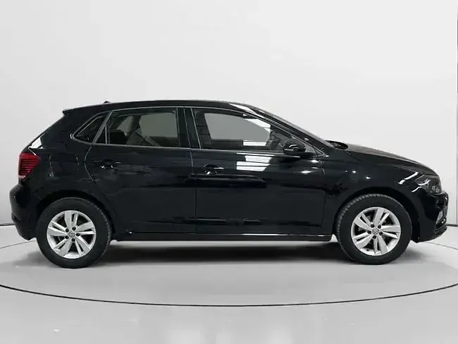 Usado VW Polo Advance 95 CV (69 kW) 2020 Negro Utilitario