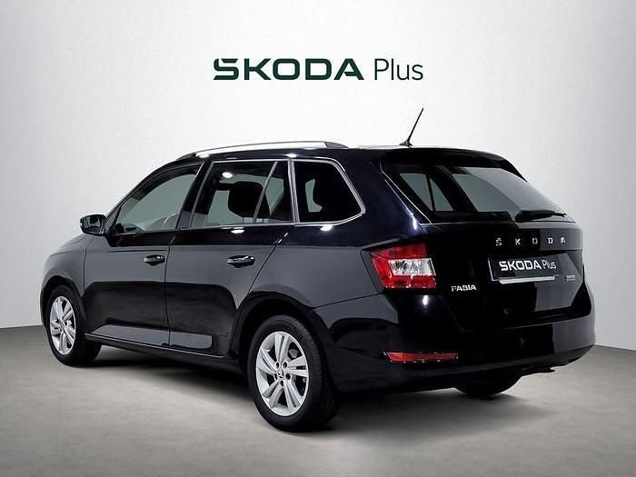 Negro Usado 2020 Skoda Fabia Ambition Familiar | 12.540 € (Precio justo) - Imagen 1/4