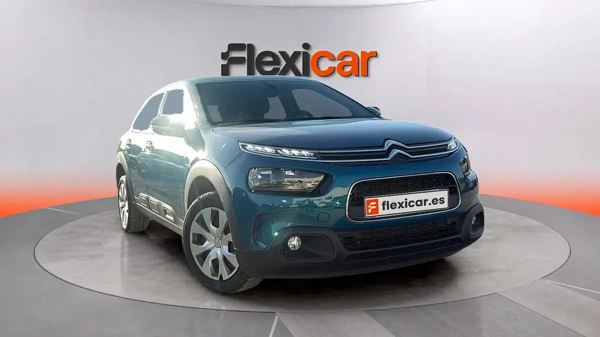 Begagnad Citroën C4 Feel 110 HK (80 kW) 2019 Sedan