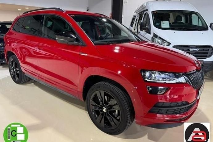 Usado Skoda Karoq SportLine 150 CV (110 kW) 2021 Rojo SUV
