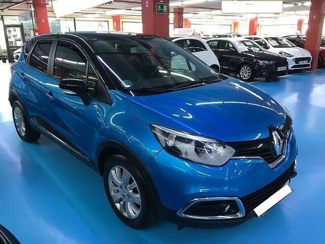 Usado Renault Captur Zen 120 CV (88 kW) 2016 Azul SUV