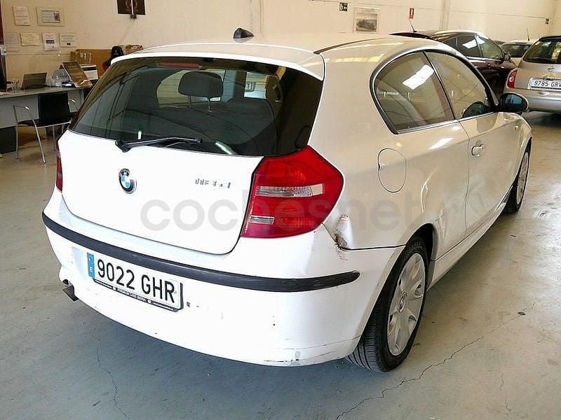 Usado BMW 118 143 CV (105 kW) 2008 Blanco Utilitario