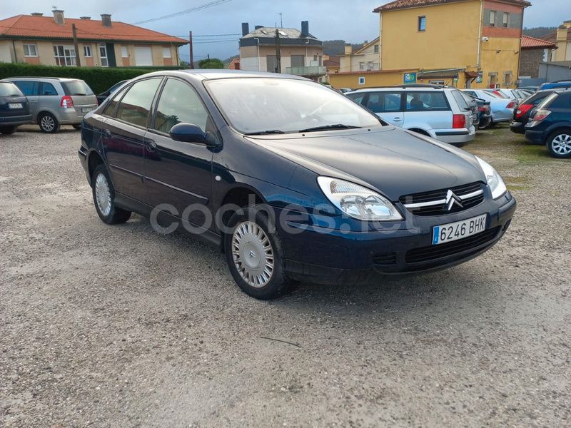 Azul Usado 2001 Citroën C5 Exclusive Berlina | 2499 € (Precio justo) - Imagen 1/4