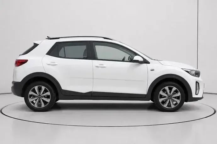 Usado Kia Stonic 100 CV (73 kW) 2022 SUV