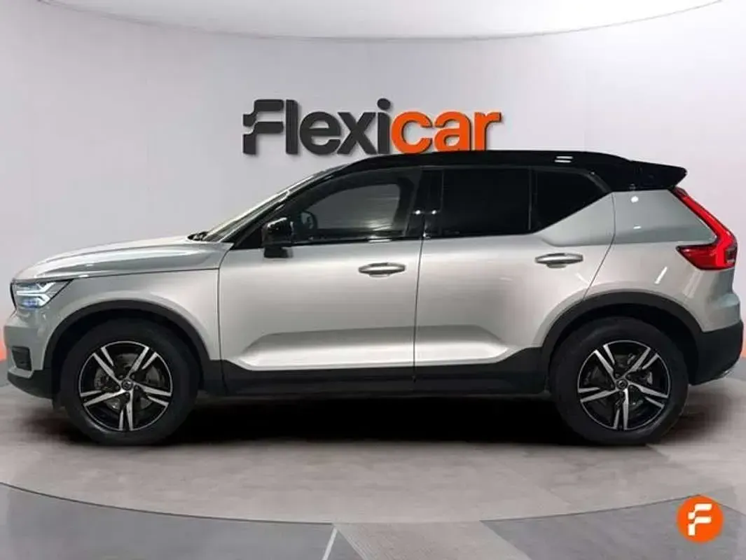 Usado Volvo XC40 R-Design 190 CV (139 kW) 2018 Blanco SUV