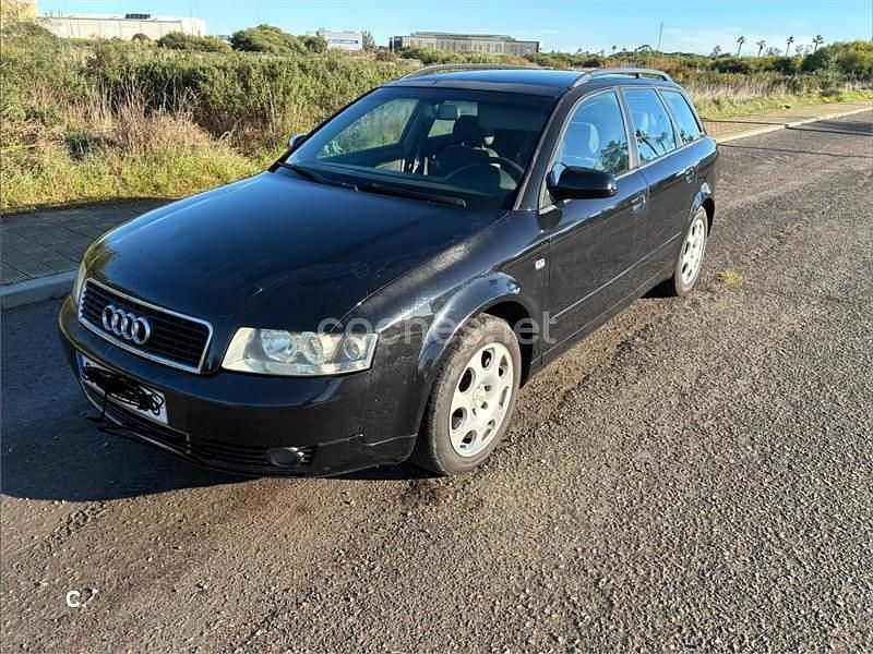 Negro Usado 2004 Audi A4 Familiar | 4000 € (Precio justo) - Imagen 1/4